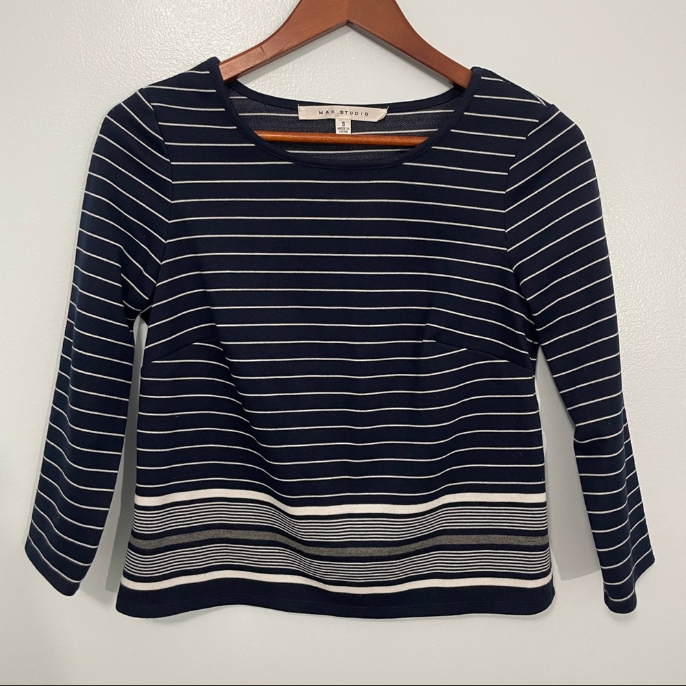 Max Studio Navy Stripes Cropped Sweatshirt Size S